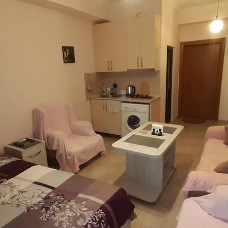Parkside Apartament Apartment Батуми Екстериор снимка