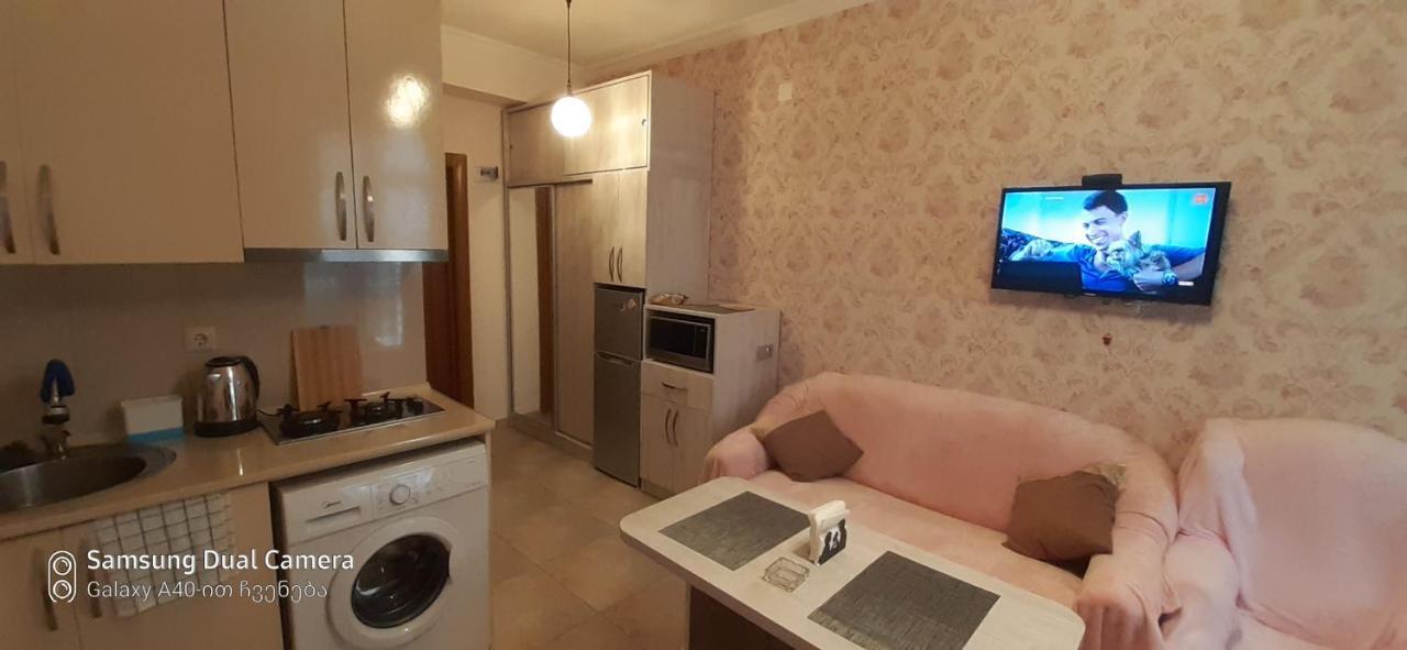 Parkside Apartament Apartment Батуми Екстериор снимка