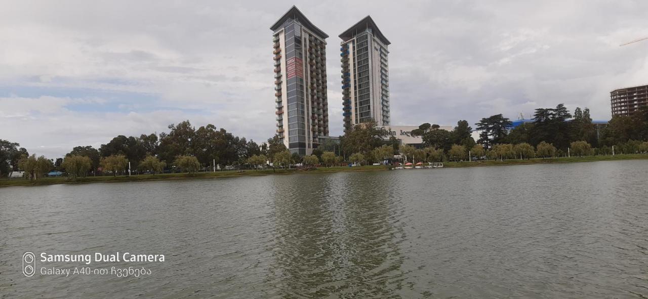 Parkside Apartament Apartment Батуми Екстериор снимка